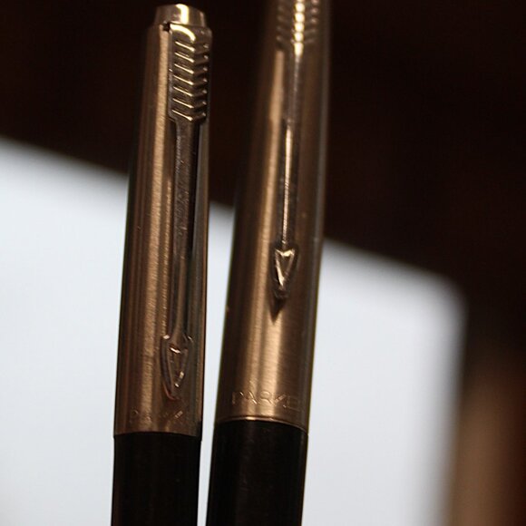 Vintage Parker 45 Pen & Pencil Set – Black & Chrome – Elegant Office Style - Picture 9 of 12